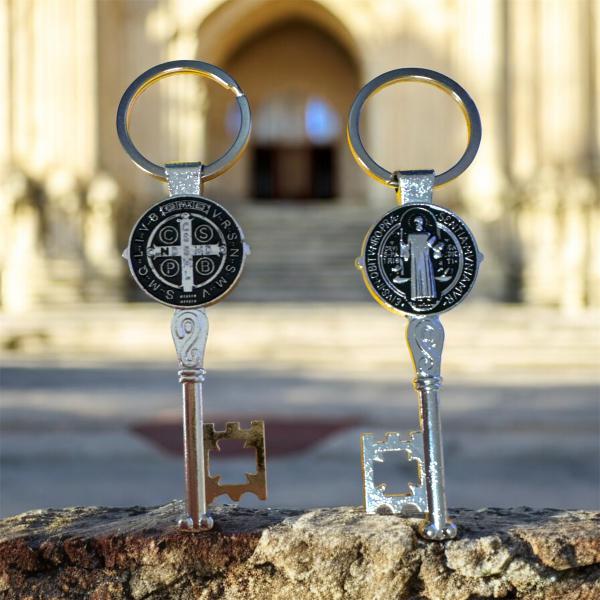 LLAVERO LLAVE SAN BENITO 10CM