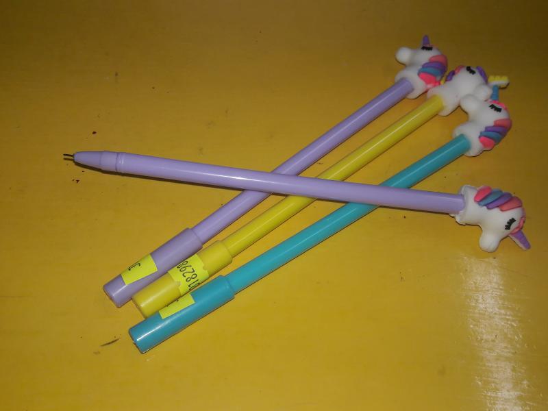 BOLIGRAFO FINITO (MICROFIBRA) UNICORNIO COLOR