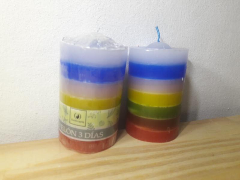 VELA 3 DIAS 7 COLORES