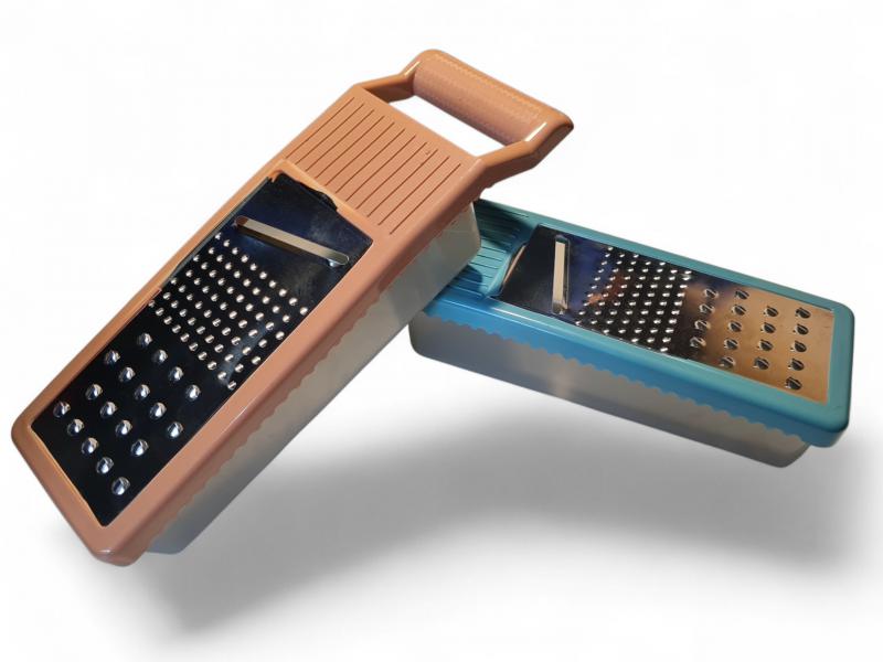 RALLADOR PLANO 3 USOS M/PLAST RECIP HERMETICO