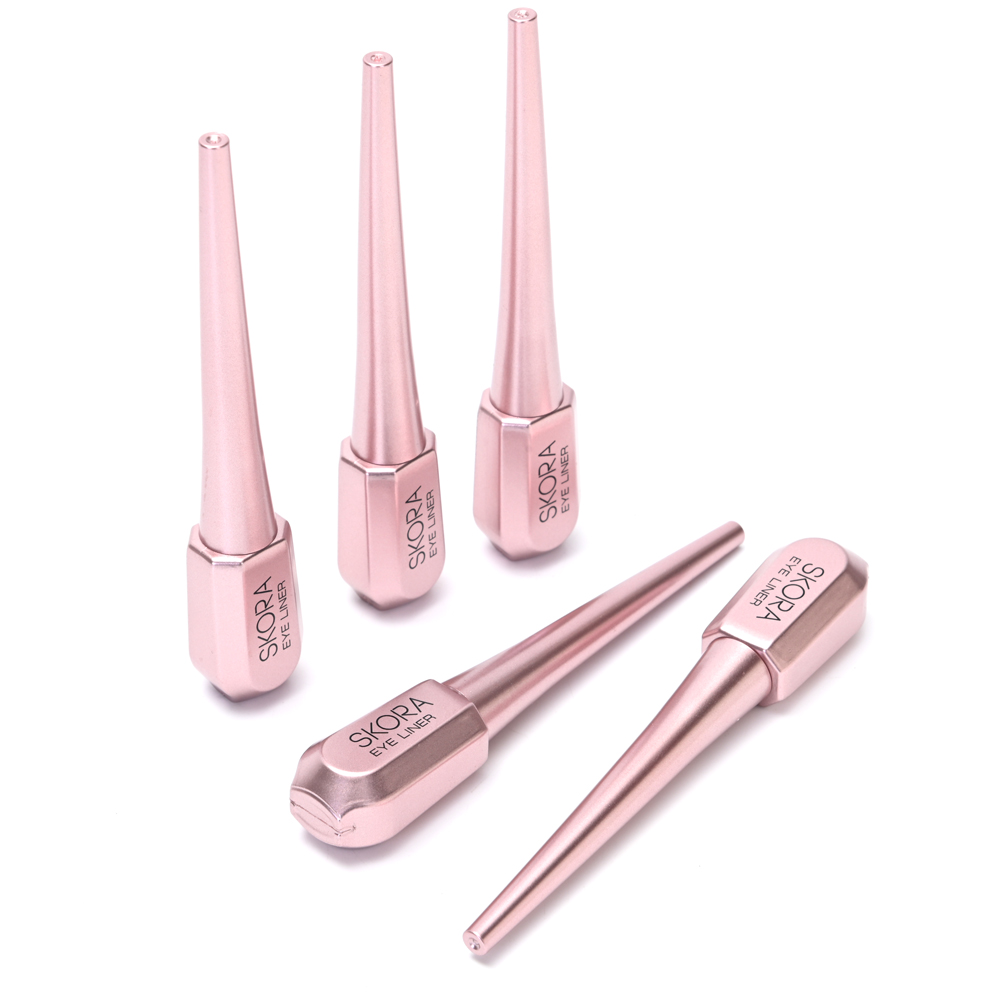 DELINEADOR DE OJOS FIBRA CORAZON SKORA