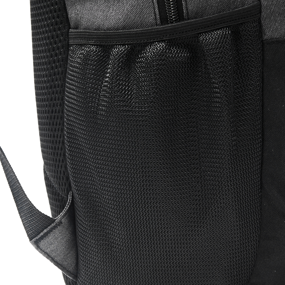 MOCHILA PORTANOTEBOOK 18