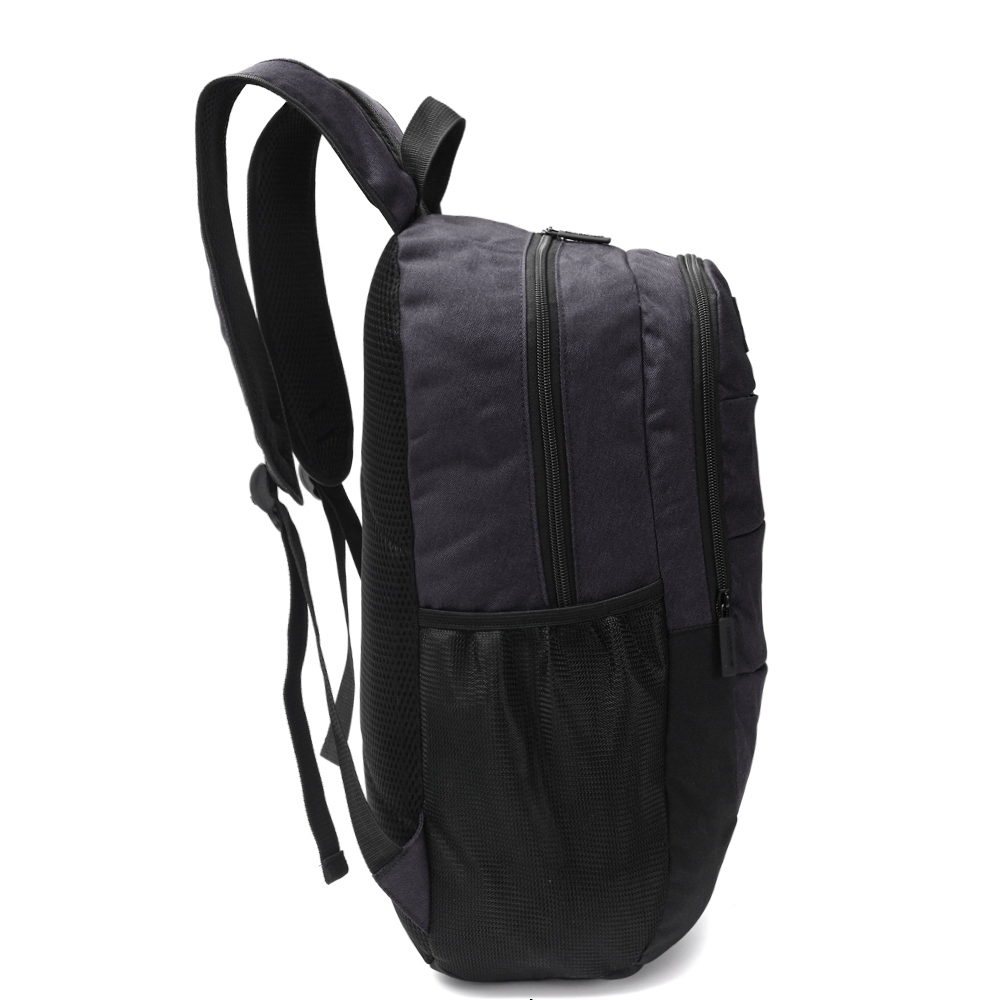 MOCHILA PORTANOTEBOOK 18